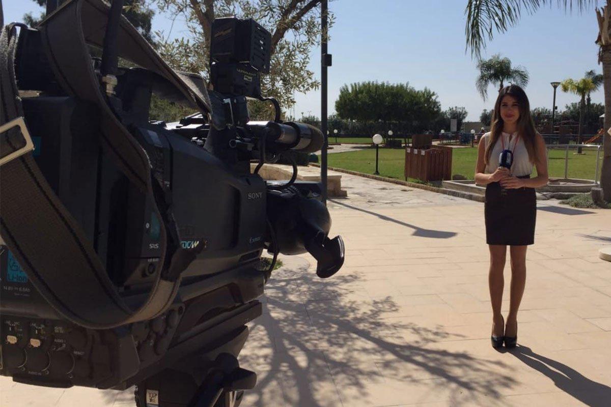 Q&A with News Presenter, Producer and Alumna Lea Fayad | LAU News